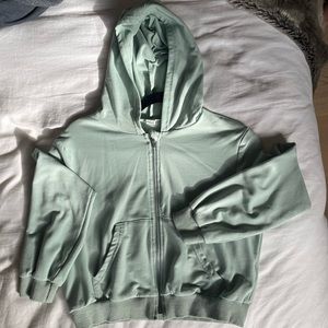 3/$15 Like new, zip up hoodie size 14 excellent condition